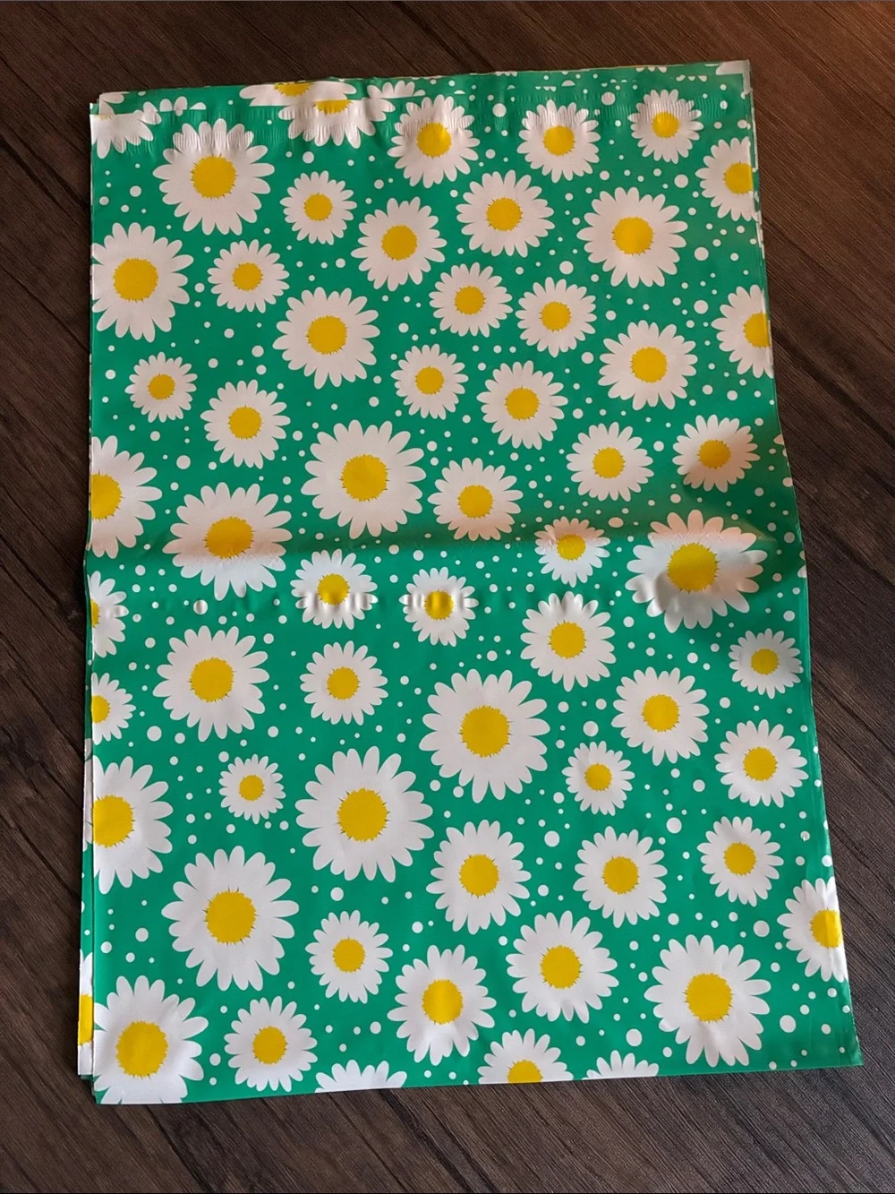 10 Count Daisy Pattern Polymailers